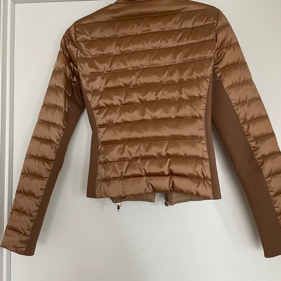 Jacket - Picture 2 of 4